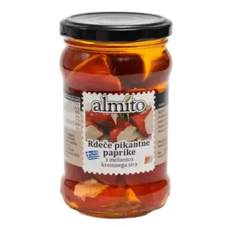 Paprika rot gefüllt mit Almito Käse